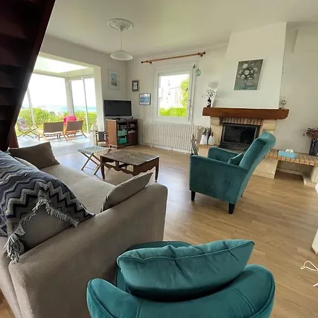 Holiday home Bug Ar Mor - Vue Exceptionnelle Des 7 Iles Penvenan